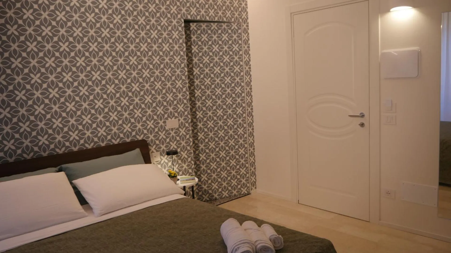Le Tre Gemme - Luxury Rooms 拉文纳 招待所